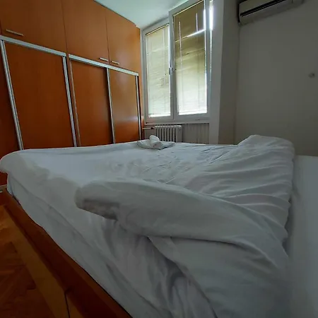 Compass 4 - Central Cosy Skopje